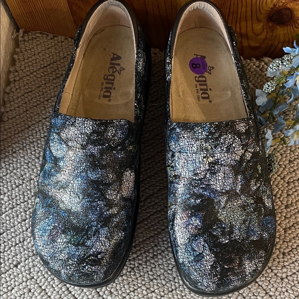 Alegria Women’s Black Iridescent Slip-On Clogs Size 39 (8USA)